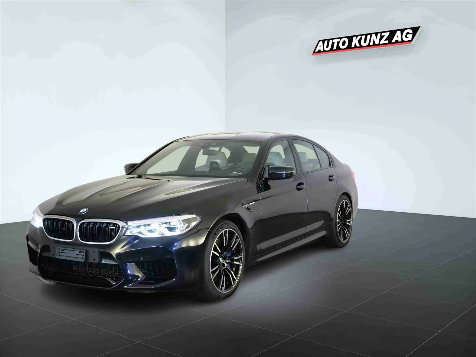 BMW M5 xDrive Drivelogic  Image 1