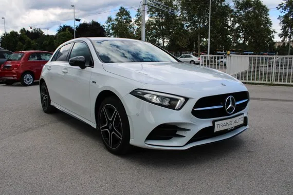 Mercedes-Benz A Klasse in Hybrid *218KS* AUTOMATIK AMG *NAVI Image 3