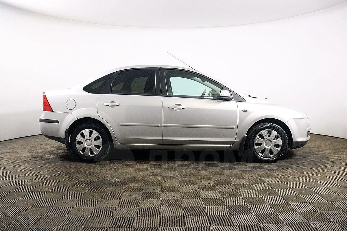 Ford Focus Image 4